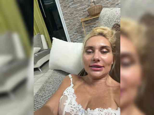 Tvoyasamka77 webcam