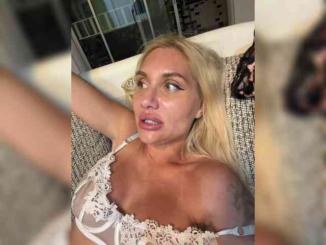 Tvoyasamka77 webcam
