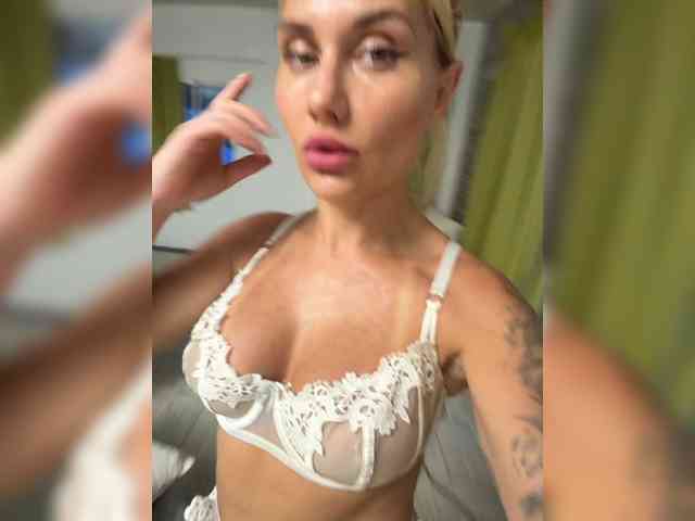 Tvoyasamka77 webcam