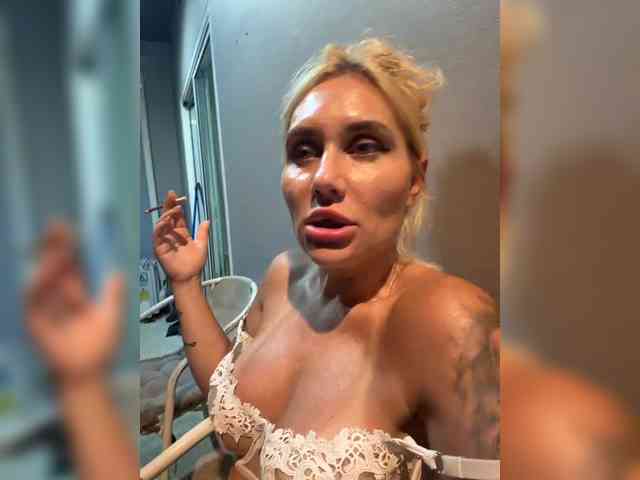 Tvoyasamka77 webcam