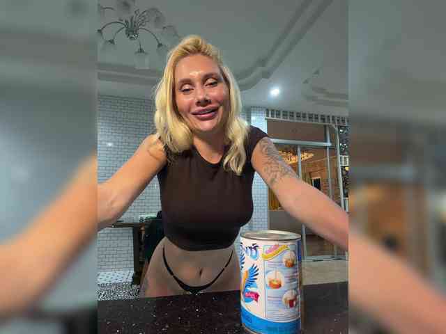 Tvoyasamka77 webcam