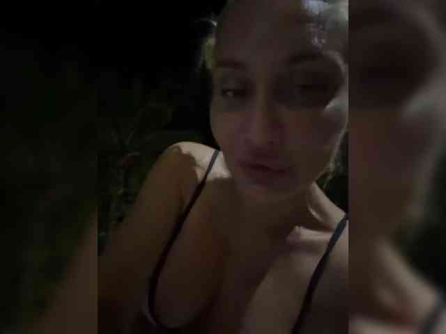 Tvoyasamka77 webcam