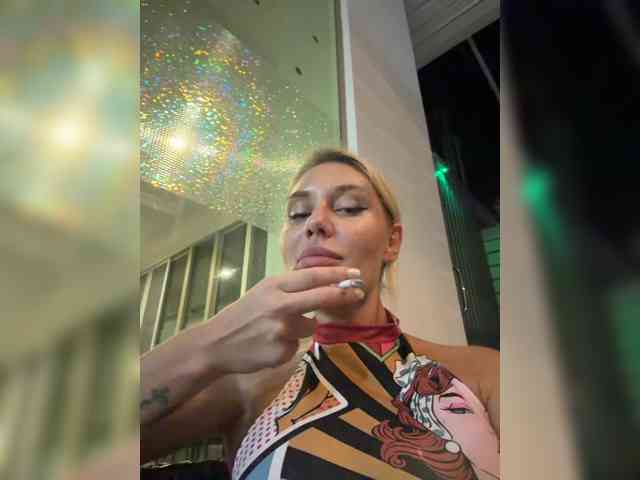 Tvoyasamka77 webcam