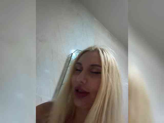 Tvoyasamka77 webcam