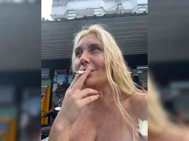 Tvoyasamka77 webcam