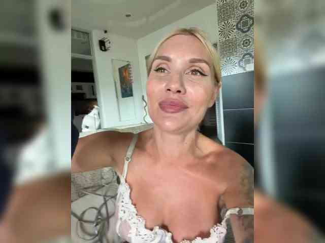 Tvoyasamka77 Sex Cam Show