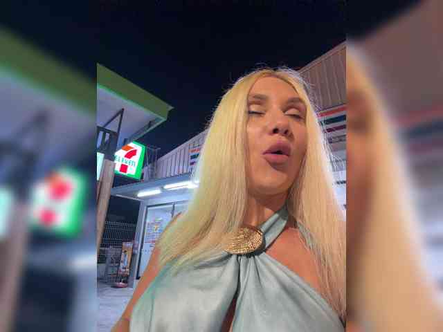Tvoyasamka77 webcam