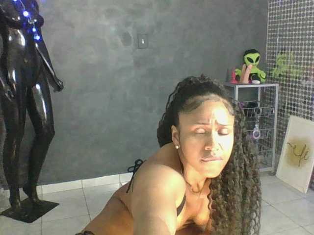 Anjinhamah live cam on BongaCams