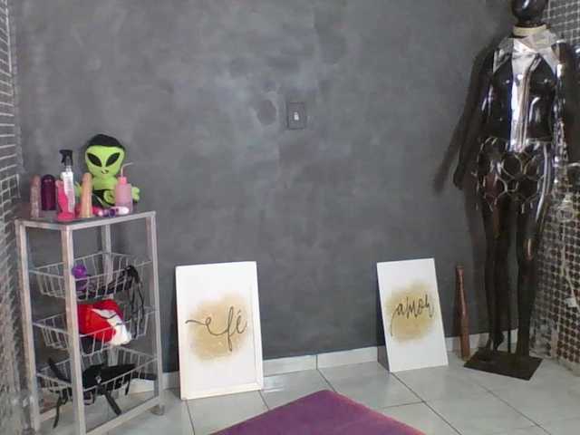 Anjinhamah live cam on BongaCams