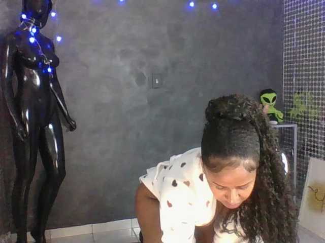 Anjinhamah live cam on BongaCams