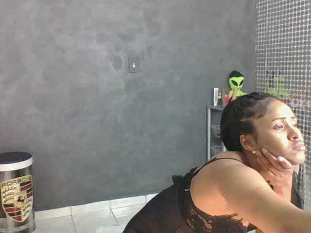 Anjinhamah live cam on BongaCams