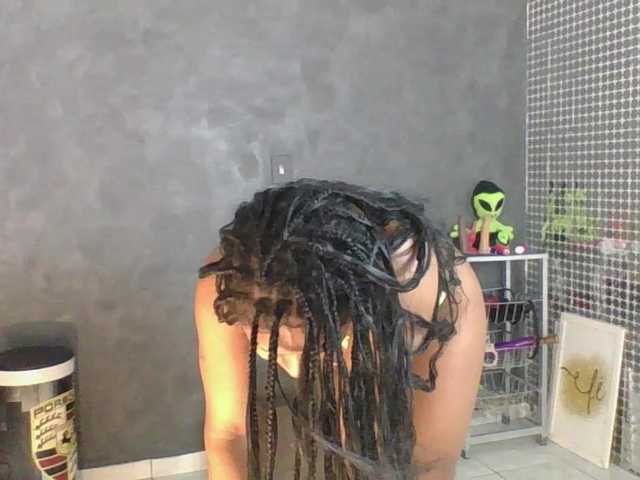 Anjinhamah live cam on BongaCams