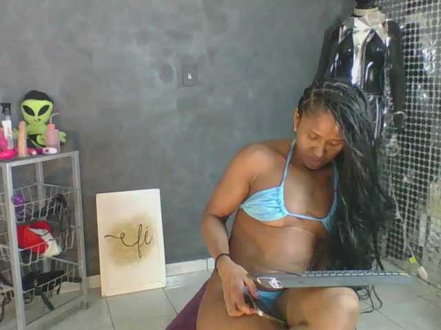 Anjinhamah live cam on BongaCams