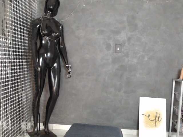Anjinhamah, en directo ahora en BongaCams