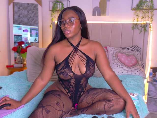 choco-dessert live cam on BongaCams