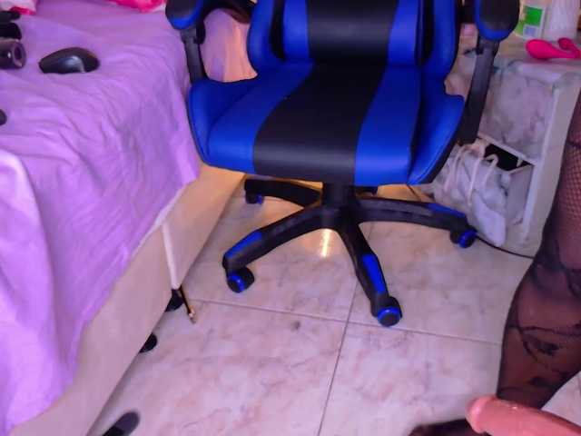 choco-dessert, en directo ahora en BongaCams