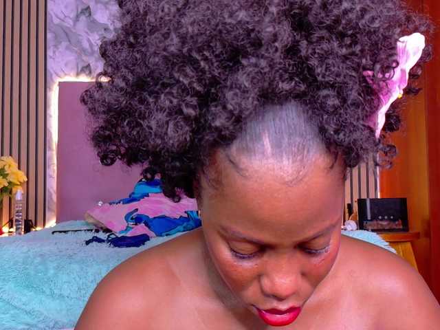 choco-dessert live cam on BongaCams