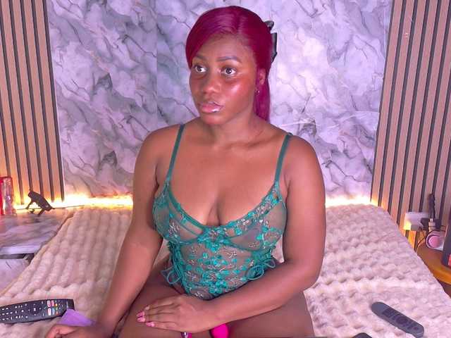 choco-dessert live webcam show