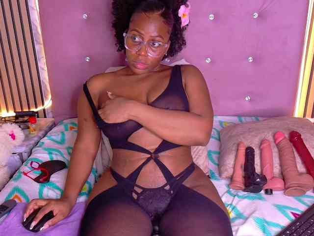 choco-dessert Live Webcam on BongaCams