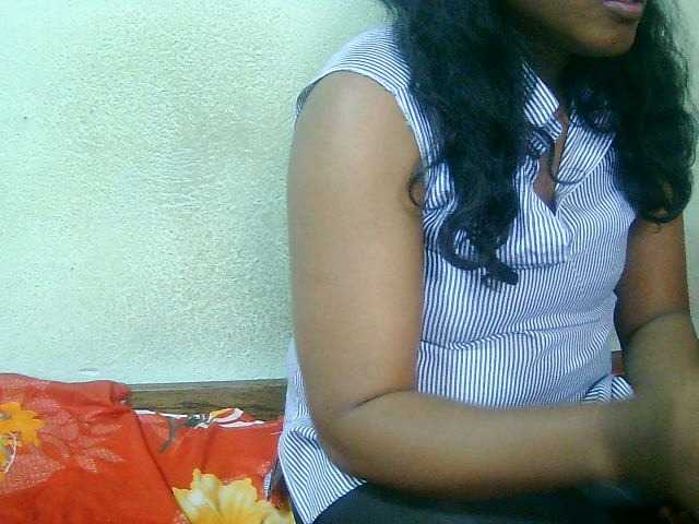 Cathie69 — live female cam