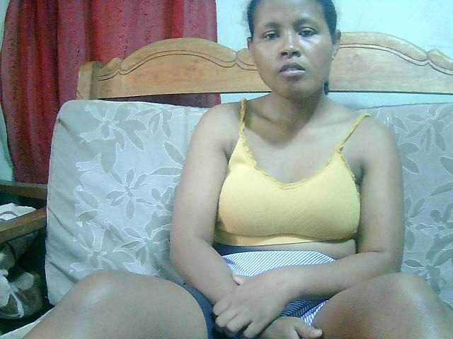 Cathie69 live cam on BongaCams