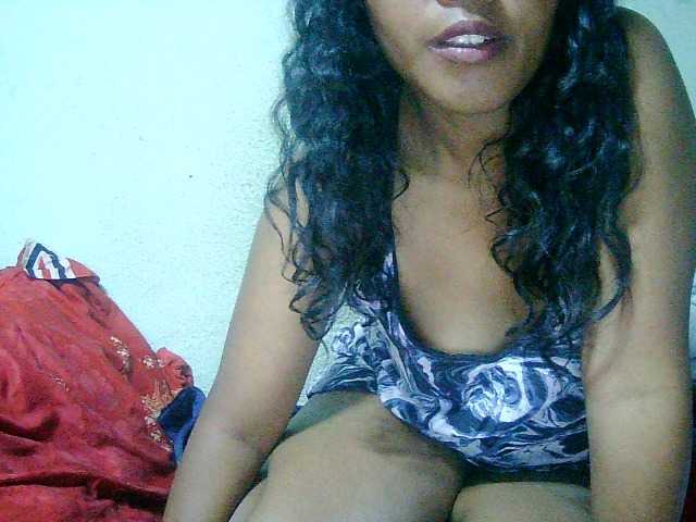 Cathie69 live cam on BongaCams