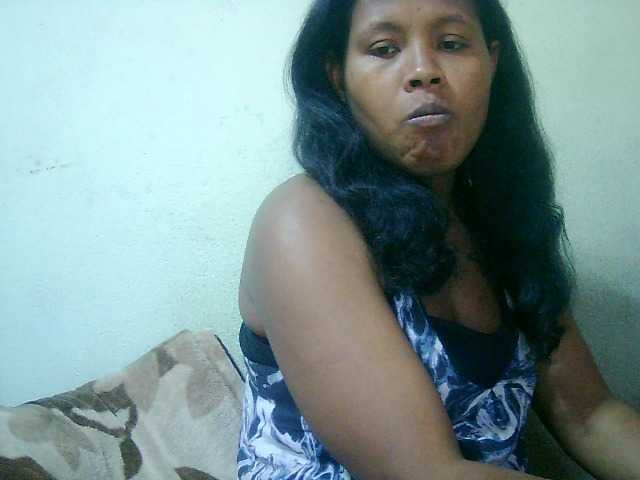 Cathie69 live cam on BongaCams