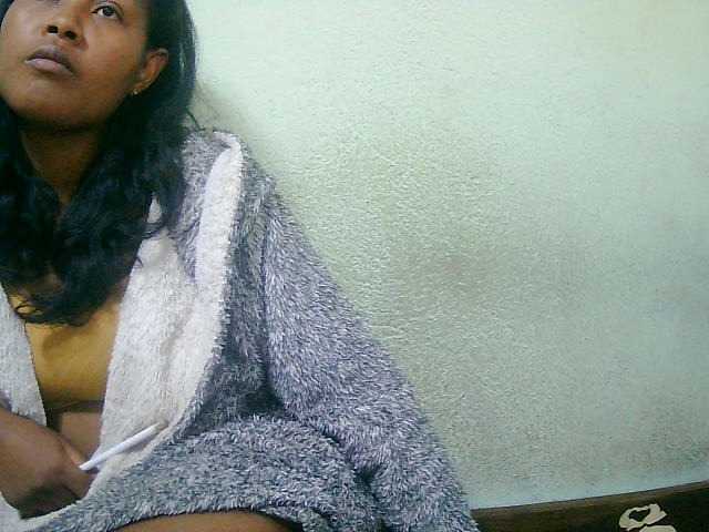 Cathie69 live cam on BongaCams