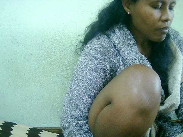 Cathie69 live cam on BongaCams