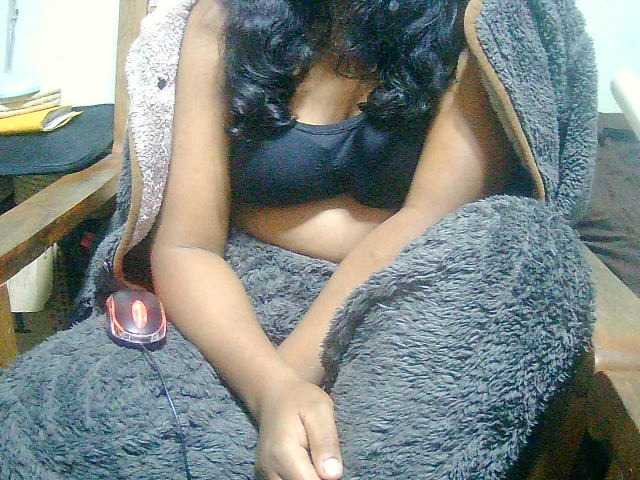 Cathie69 live cam on BongaCams