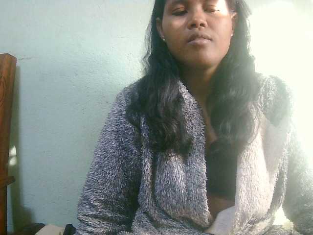 Cathie69 live cam on BongaCams