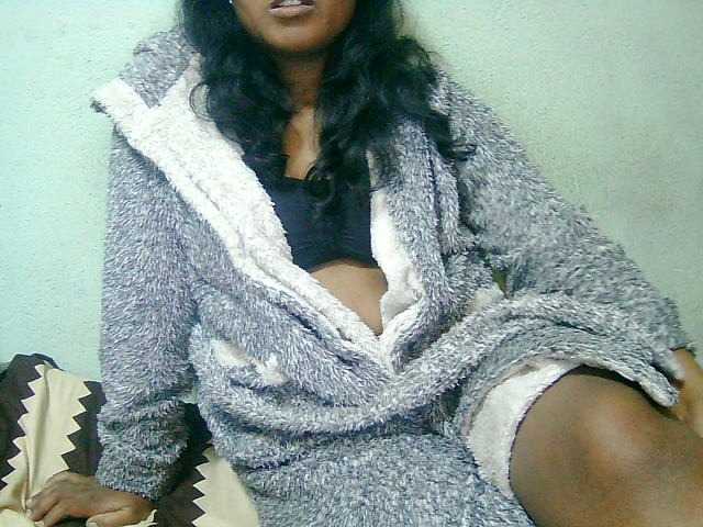 Cathie69 live cam on BongaCams