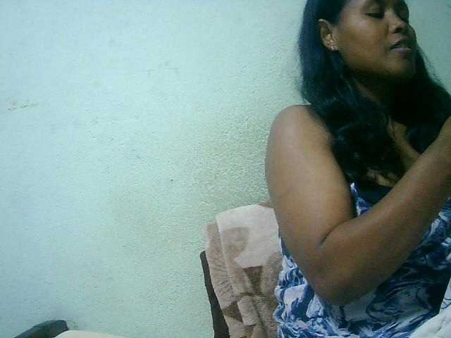 Cathie69 live cam on BongaCams