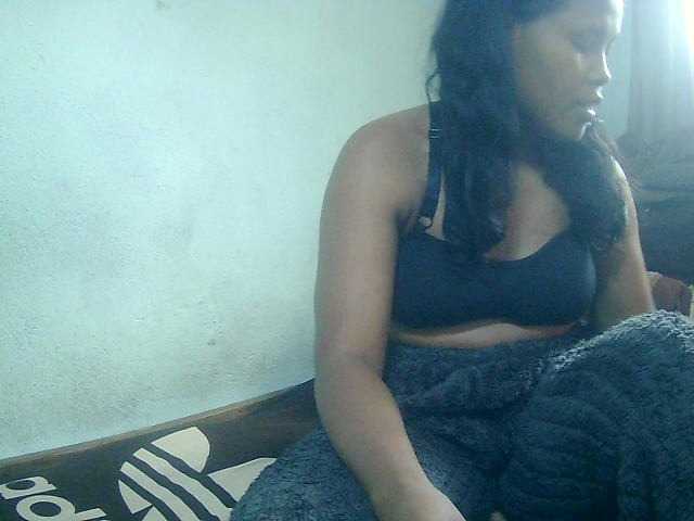 Cathie69 live cam on BongaCams