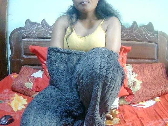 Cathie69 live cam on BongaCams
