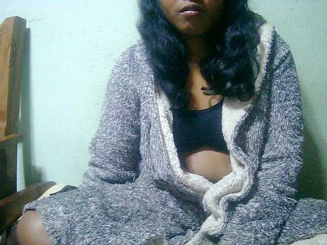 Cathie69 live cam on BongaCams