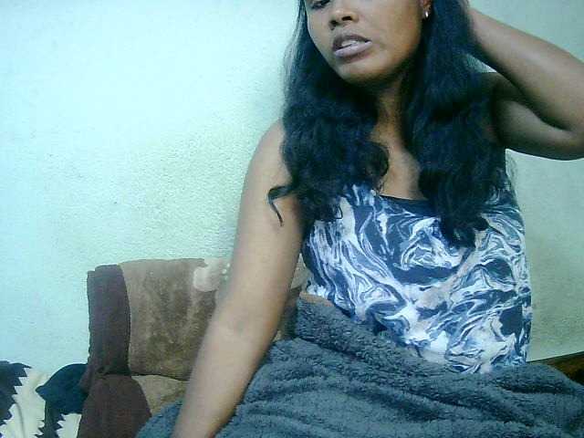 Cathie69 live cam on BongaCams