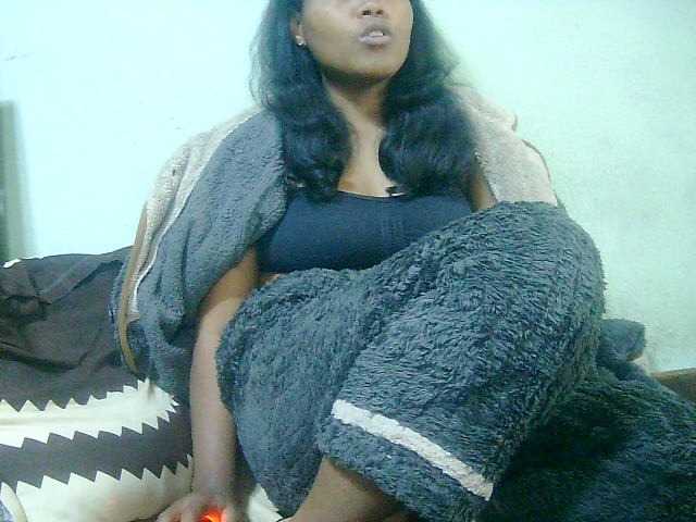 Cathie69 live cam on BongaCams