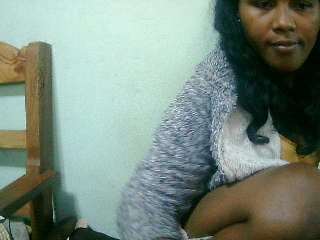 Cathie69 live cam on BongaCams