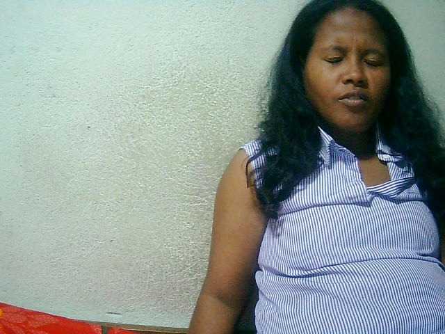 Cathie69 live cam on BongaCams
