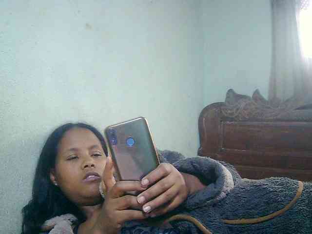 Cathie69 webcam