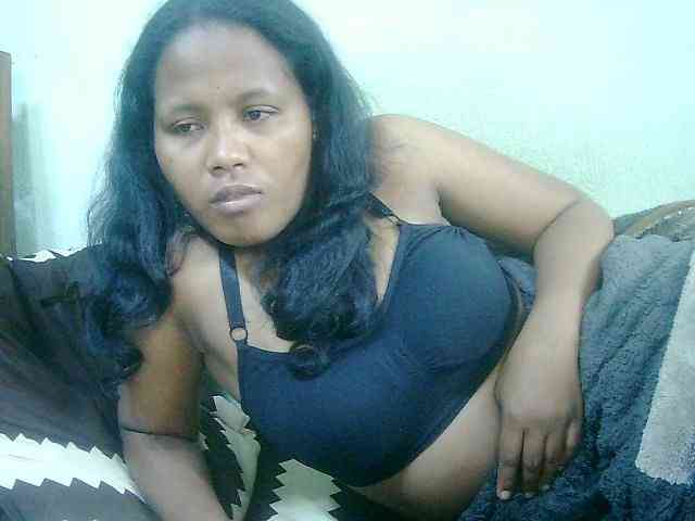 Model: Cathie69