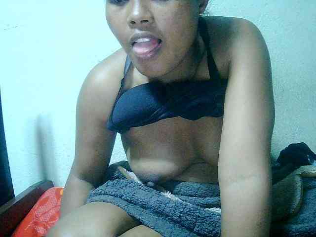 Cathie69 webcam