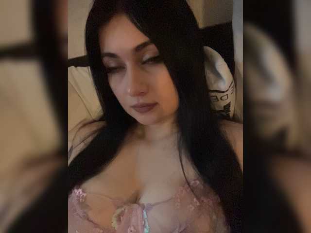 BabyMilia717 live cam on BongaCams