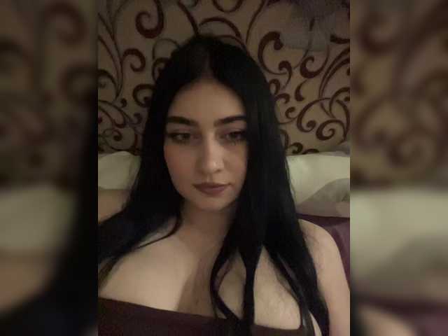 le modèle your_other_half est en webcam porno dans un show sur le site bongacams, il possède les tags suivants: White/Caucasian,Brunette,Shaved