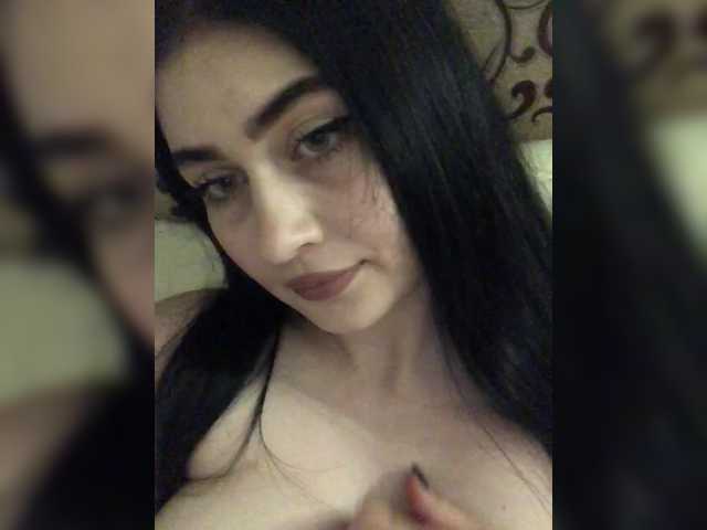 BabyMilia717 live cam on BongaCams