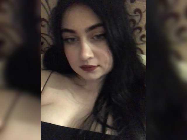 BabyMilia717 live cam on BongaCams