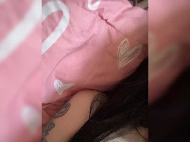 BabyMilia717 live cam on BongaCams