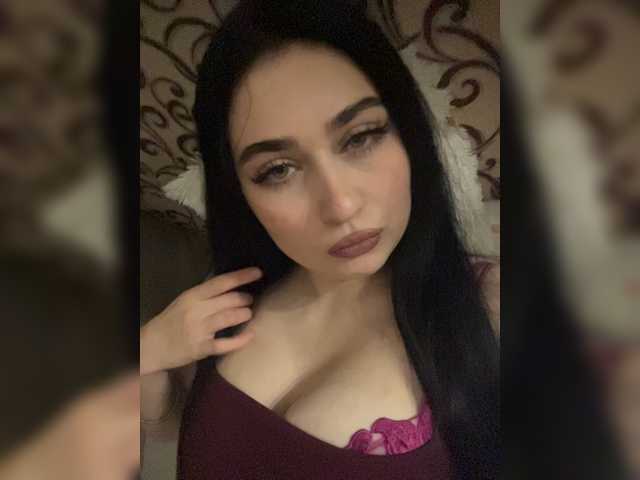 BabyMilia717 live cam on BongaCams