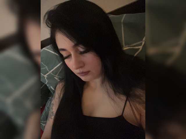 BabyMilia717 live cam on BongaCams